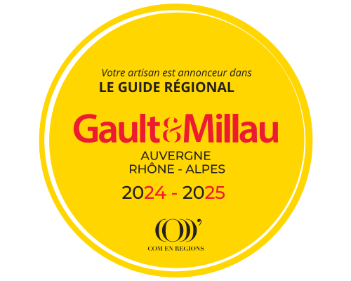 Logo Gault et millau 2024-2025 pour les routardises