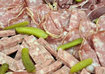 Charcuterie par le traiteur les routardises