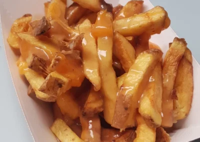 Frites au cheddar